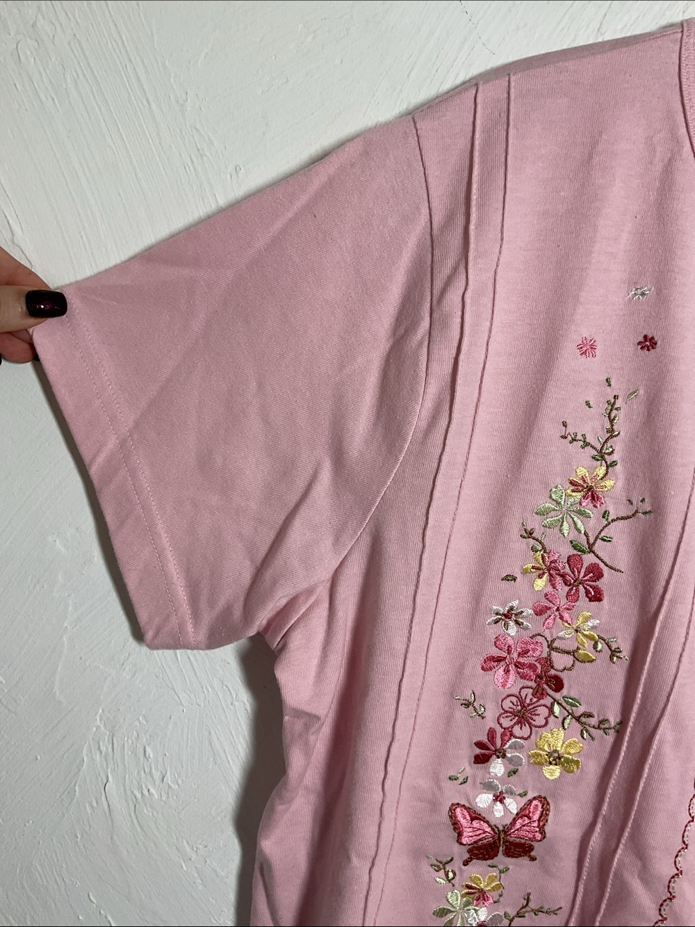 Shenanigans Pink Floral Butterfly Embroidered Henley Top Size M NWT Cottagecore - Picture 5 of 9